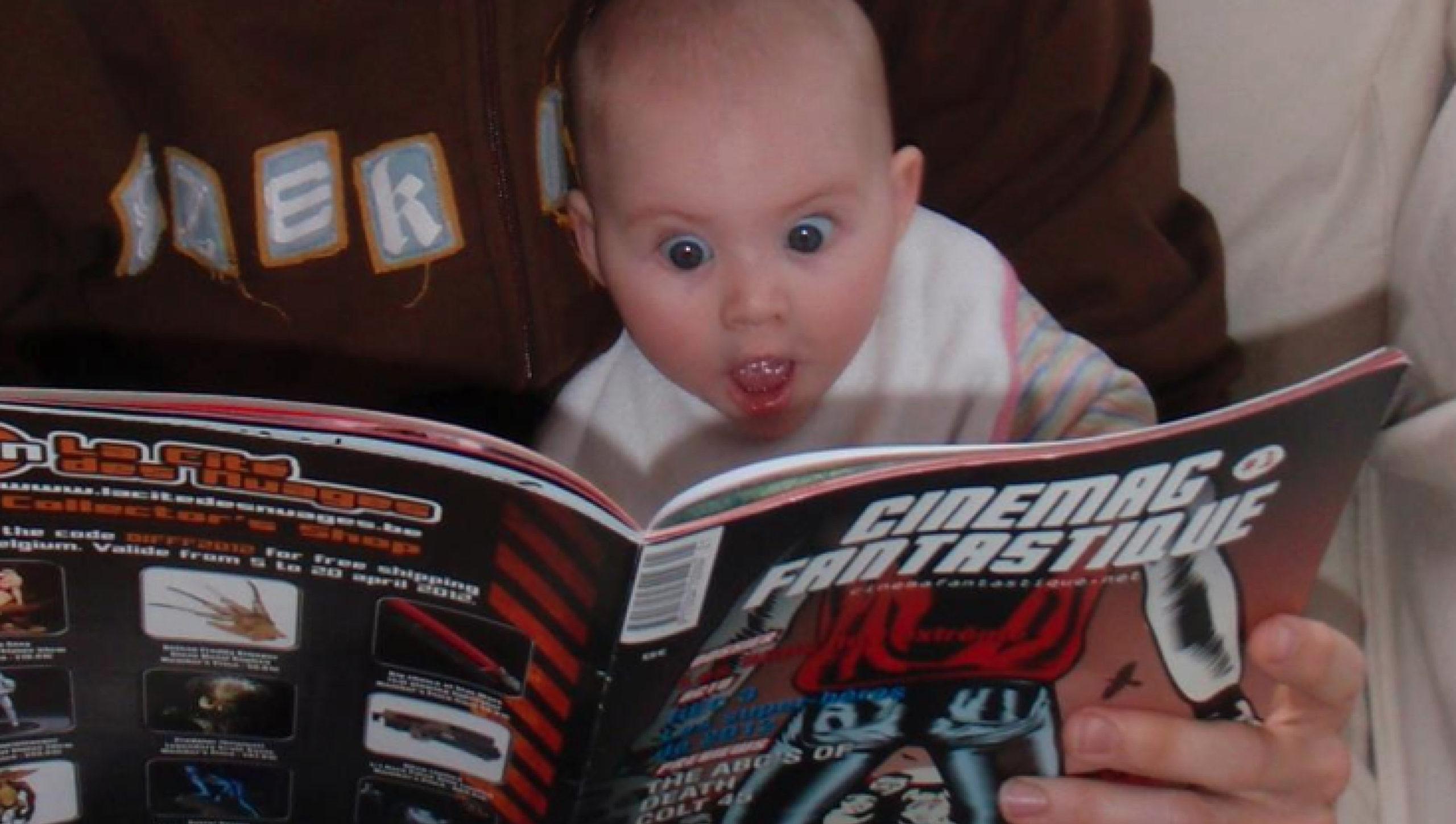 Bébé découvrant Cinemag 1